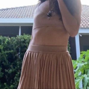 Pleated skirt set